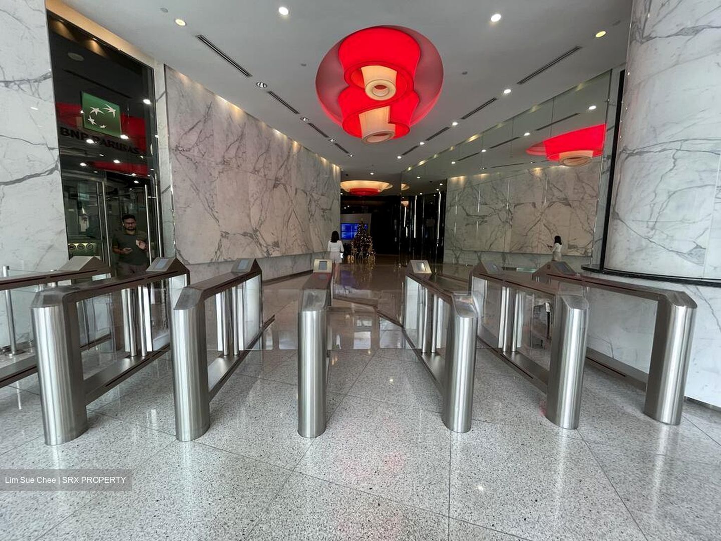 Hsbc Building (D1), Office #526481501